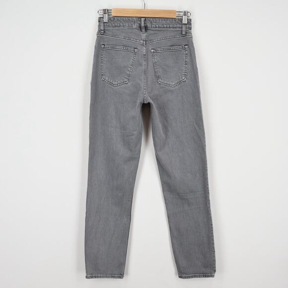 Abercrombie & Fitch Curve Love High Rise Mom Jean Grey Size 25 Long NWT - Picture 8 of 9